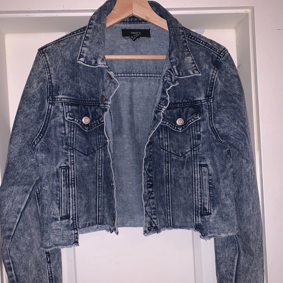 Forever 21 Crop Denim Jacket - Picture 1 of 4
